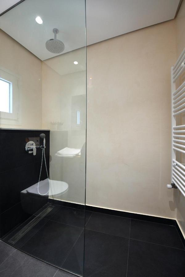 M2Studio Kavala Esterno foto